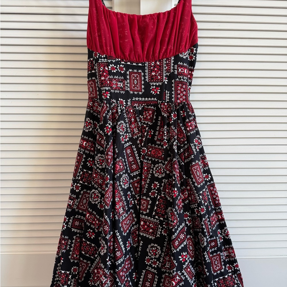 Vintage Red and Black Patterned Dress